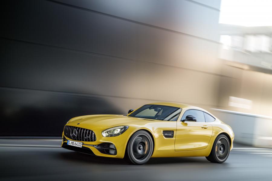  Mercedes-AMG GT S (C190) 2017 года  (фото 3 из 49)